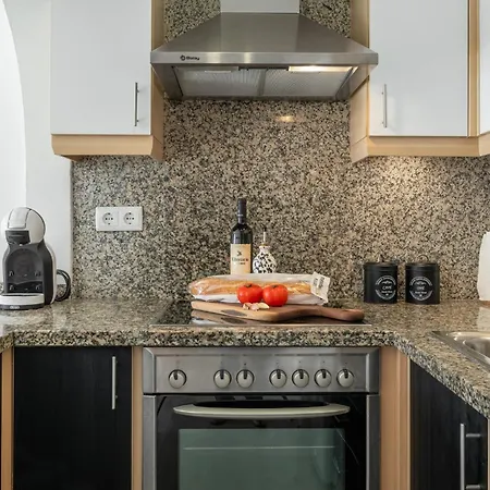 Capistrano Playa 111 Апартаменты *